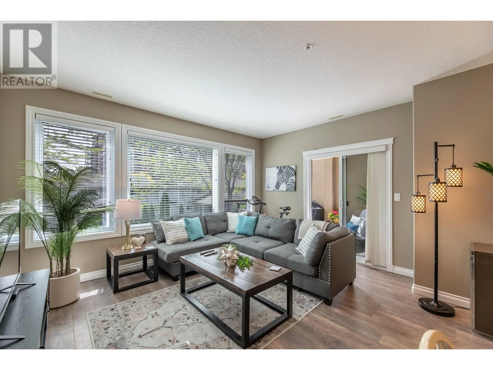 3313 Wilson Street Unit# 209