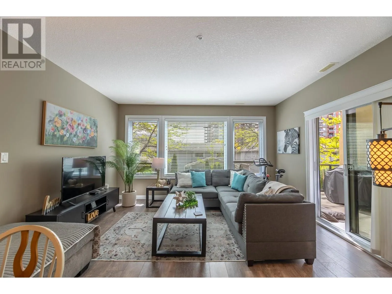 3313 Wilson Street Unit# 209