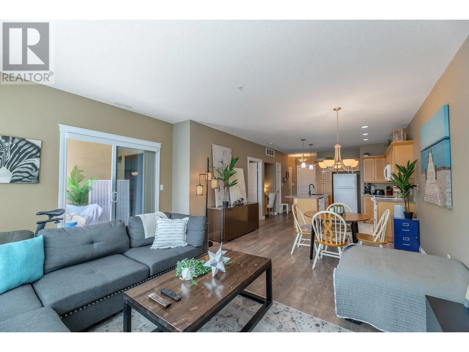 3313 Wilson Street Unit# 209