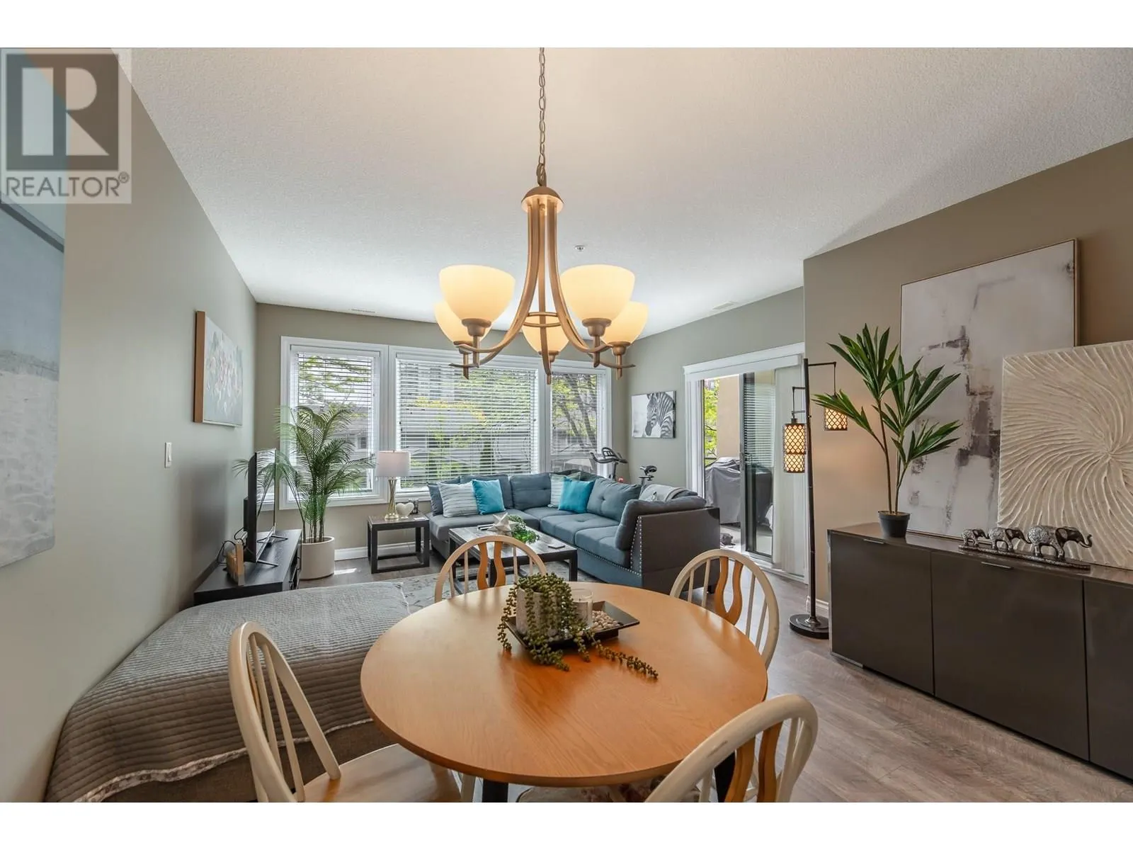 3313 Wilson Street Unit# 209
