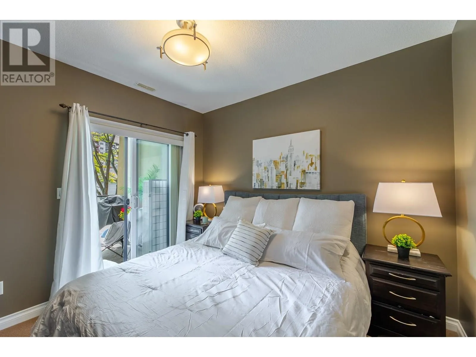 3313 Wilson Street Unit# 209