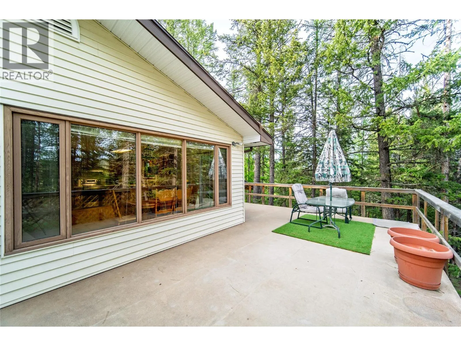 2154 Samuel Cres