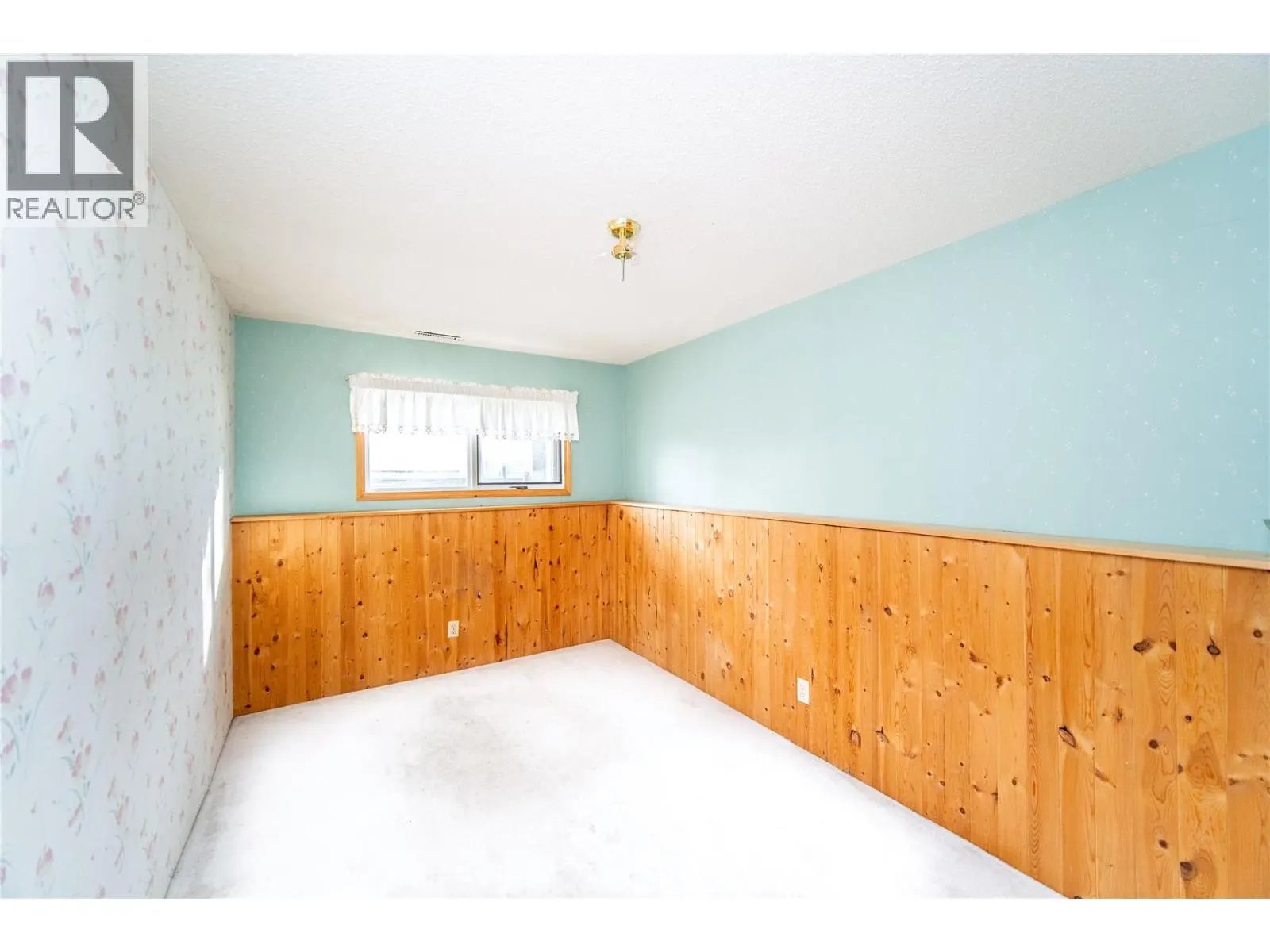 2154 Samuel Cres