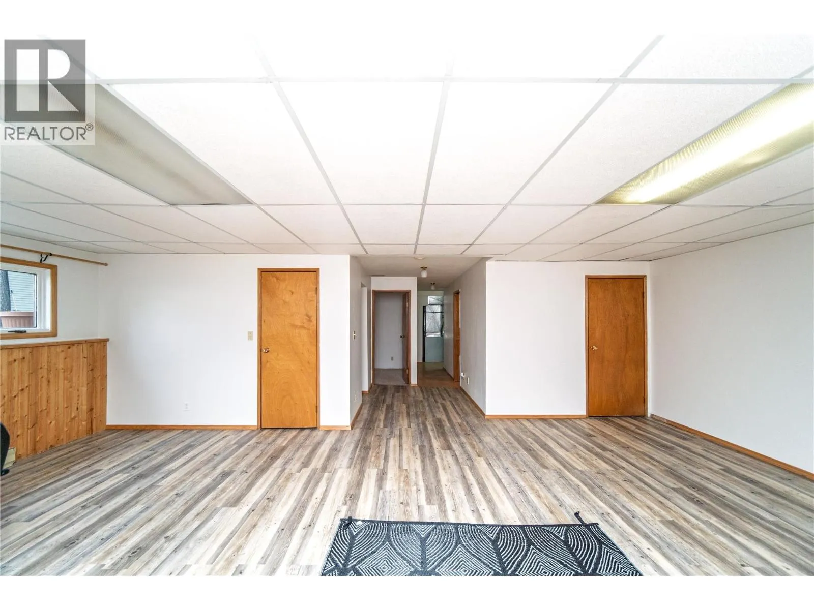 2154 Samuel Cres