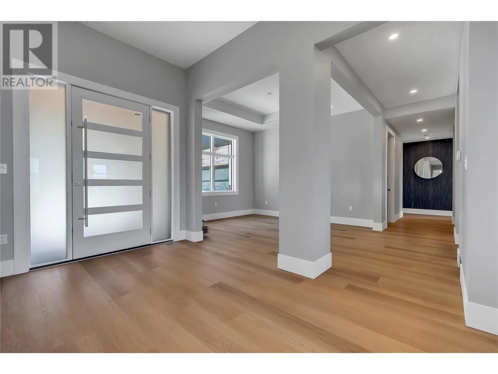 2835 Outlook Way