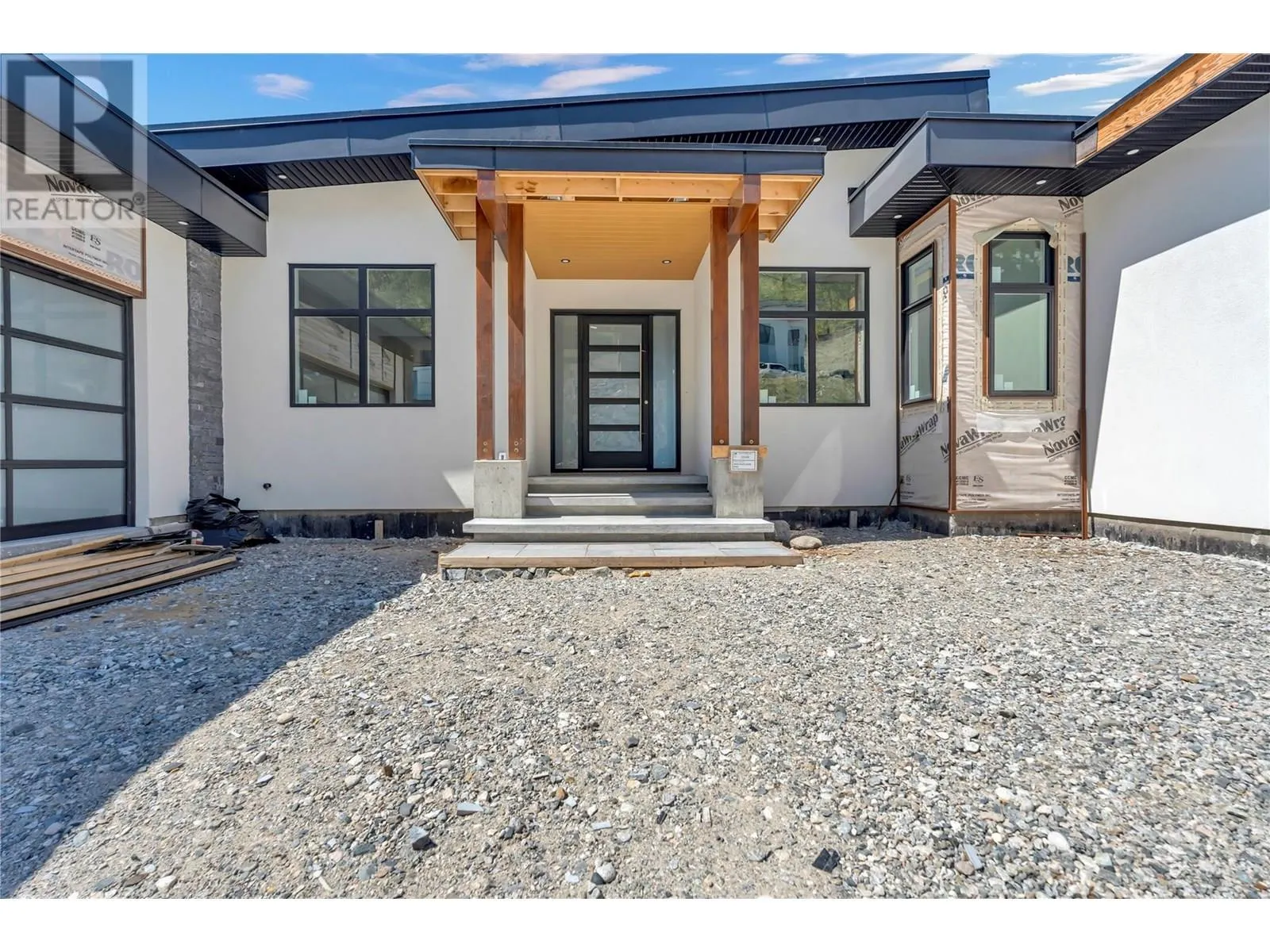 2835 Outlook Way