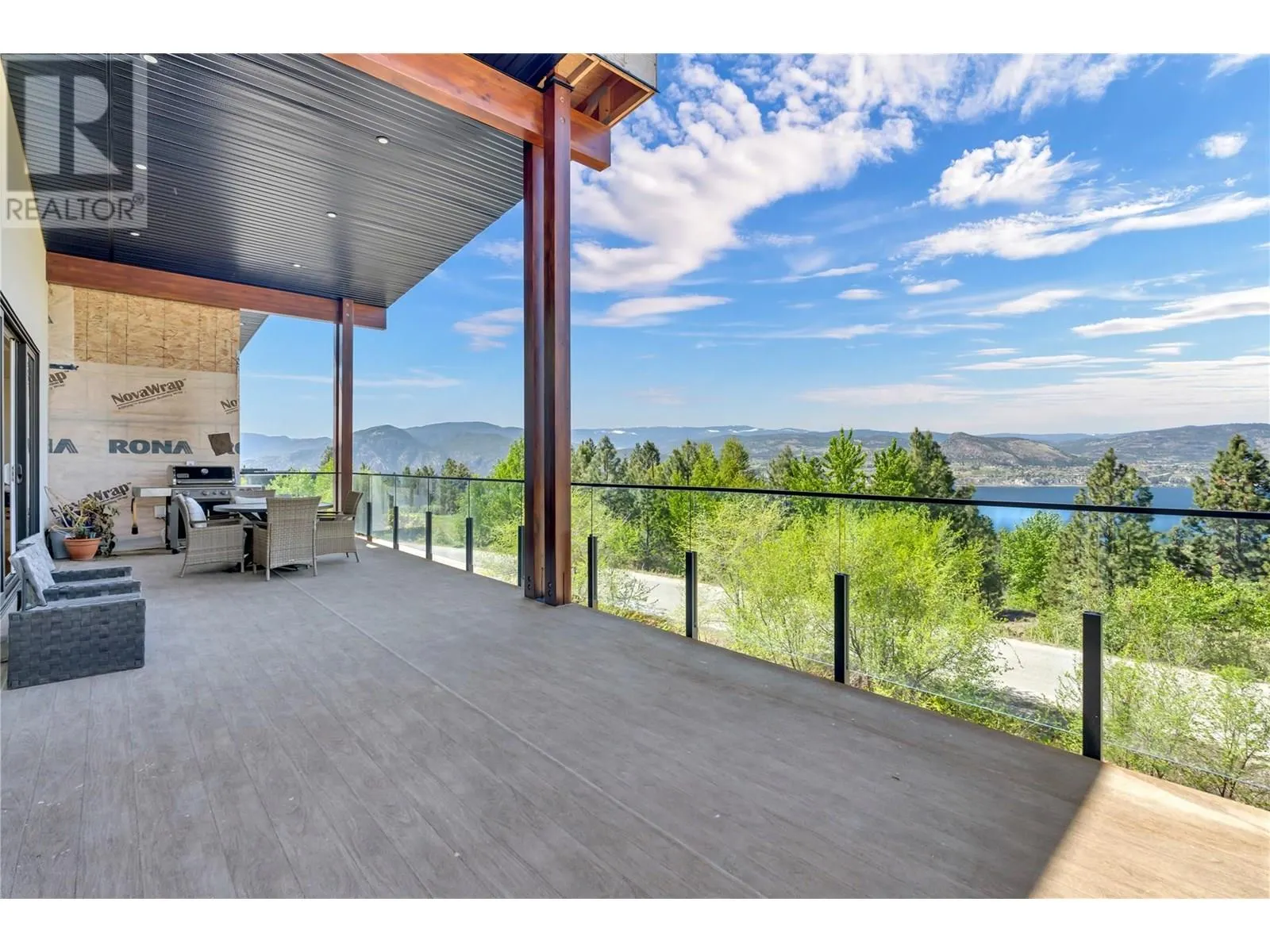 2835 Outlook Way