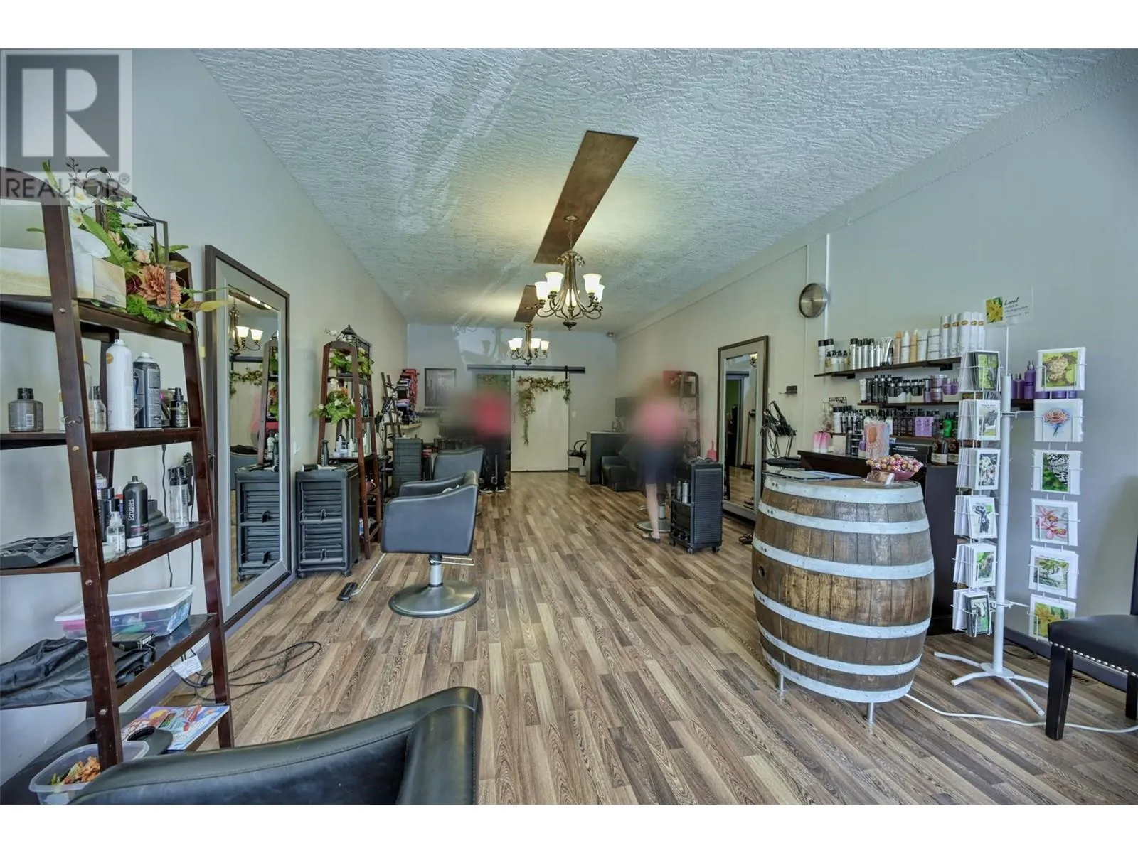 8143 MAIN Street
