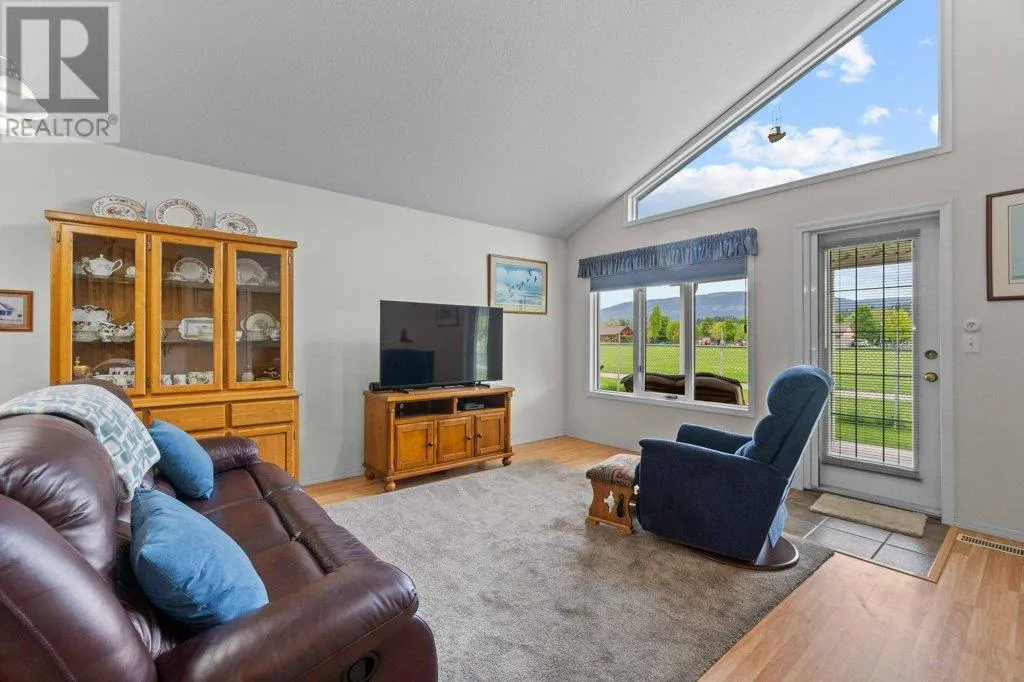 780 10 Street SW Unit# 2