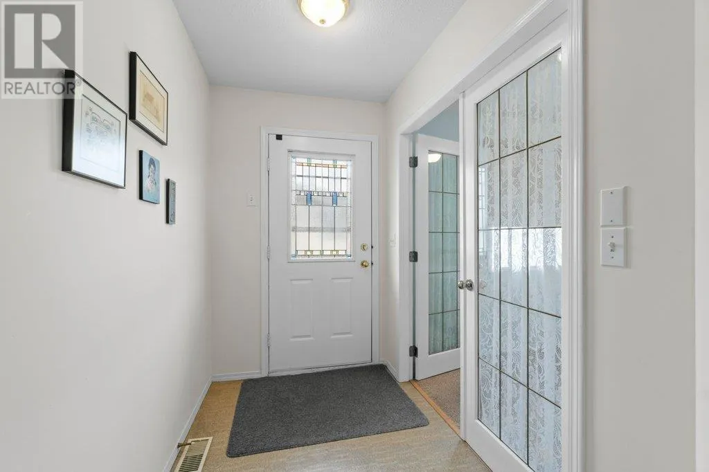 780 10 Street SW Unit# 2