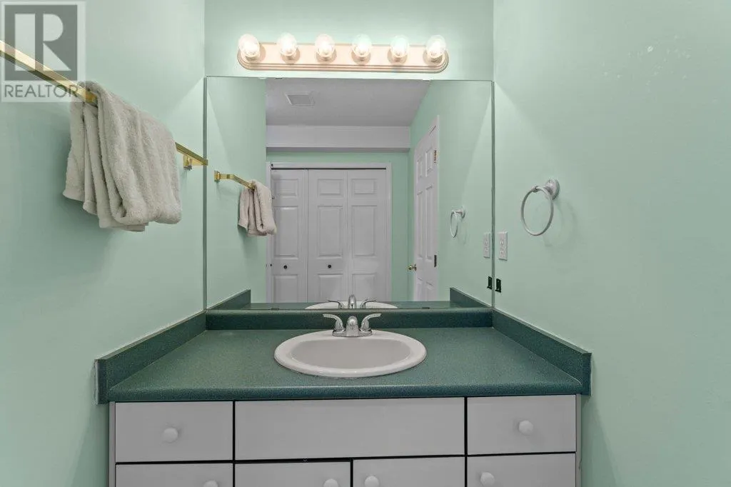 780 10 Street SW Unit# 2