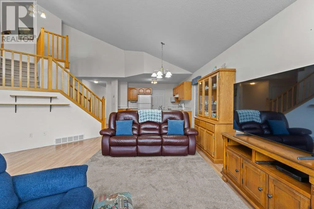 780 10 Street SW Unit# 2