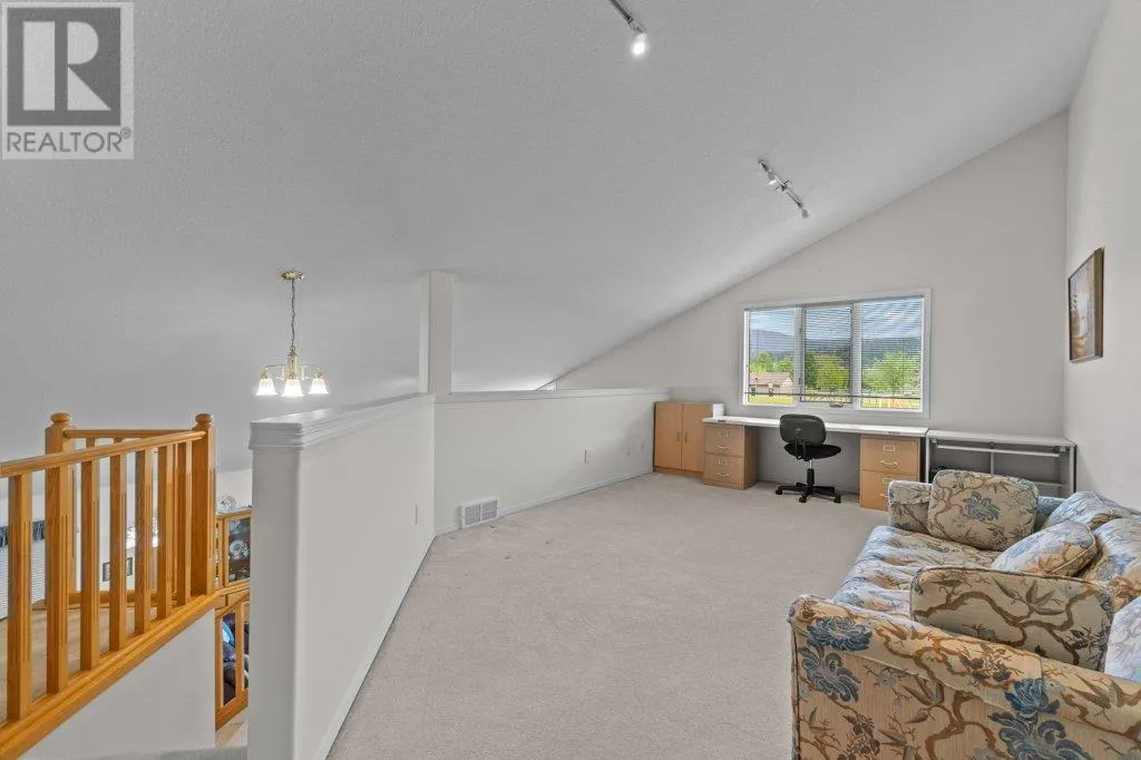780 10 Street SW Unit# 2