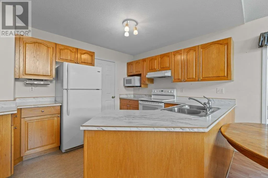 780 10 Street SW Unit# 2