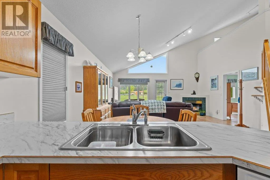 780 10 Street SW Unit# 2