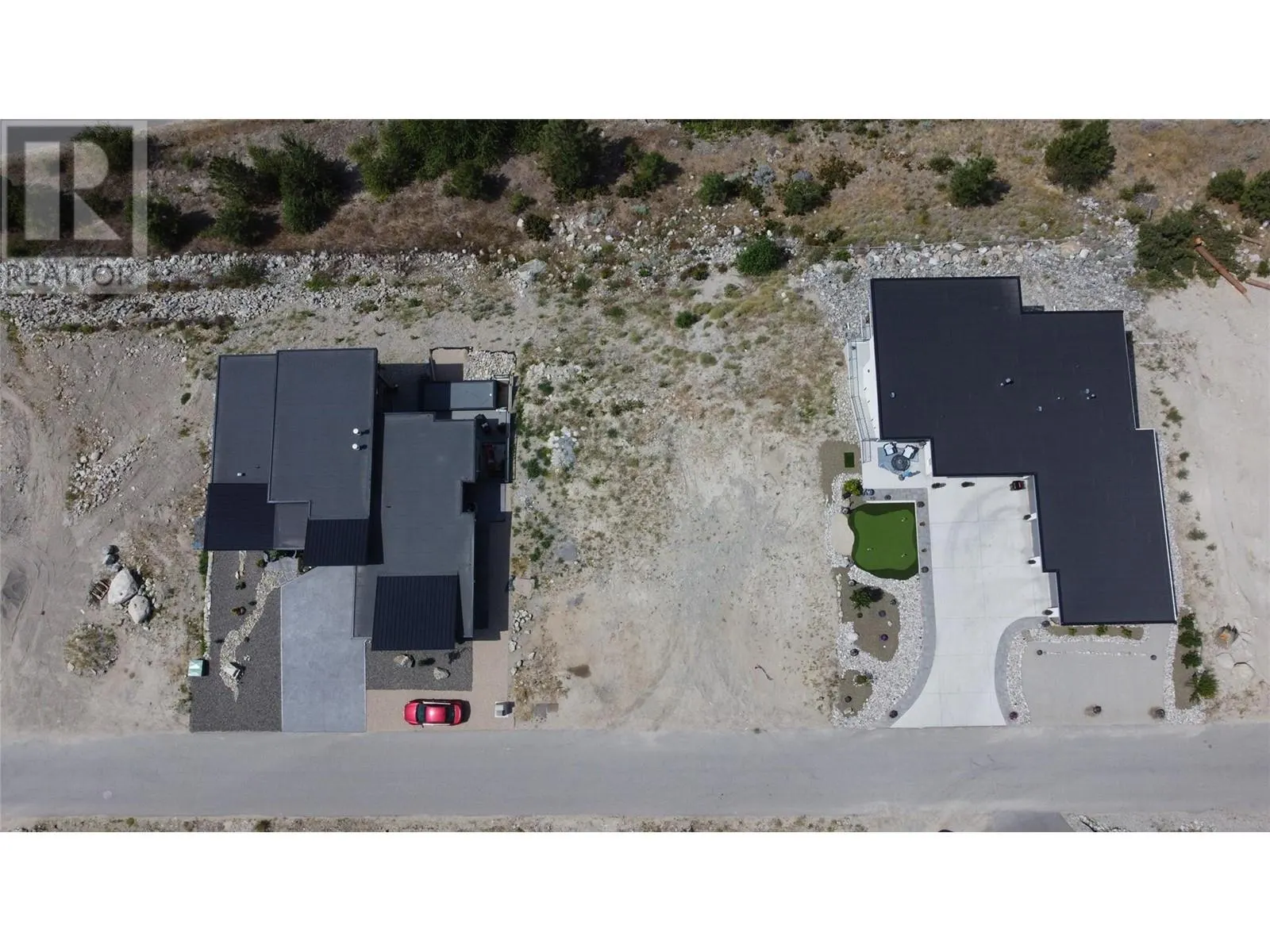 2875 OUTLOOK Way