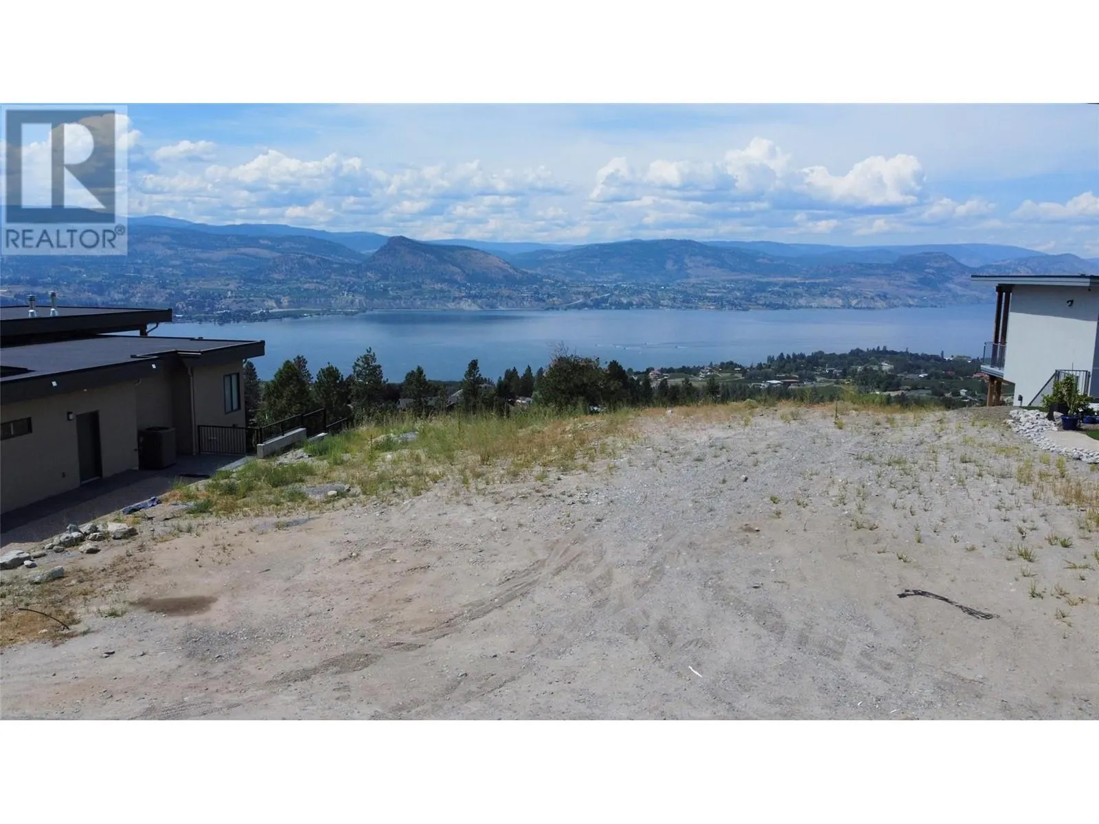 2875 OUTLOOK Way