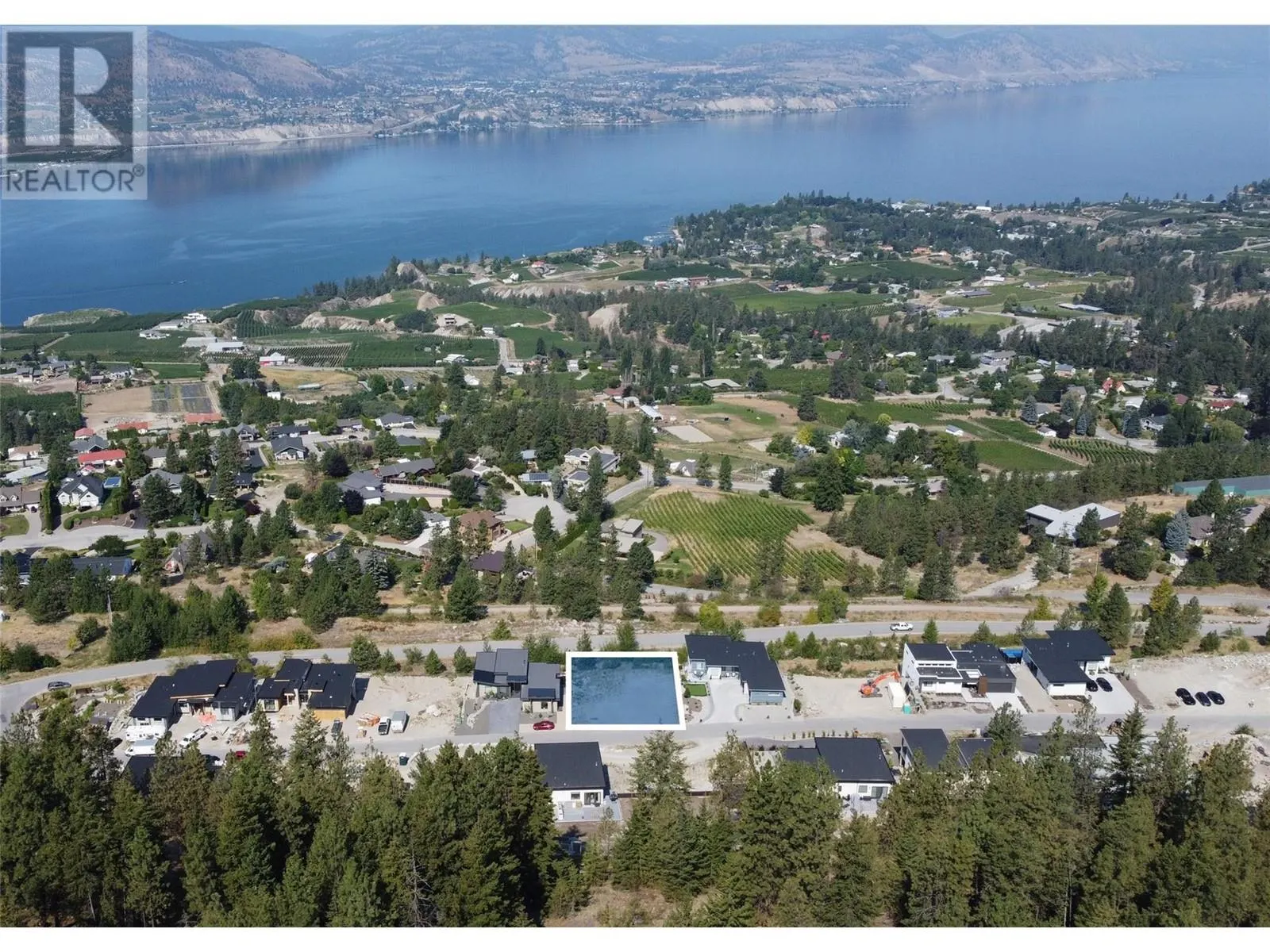2875 OUTLOOK Way