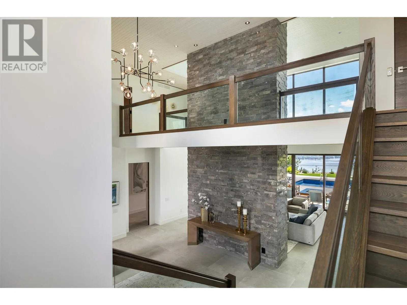 2463 Thacker Drive