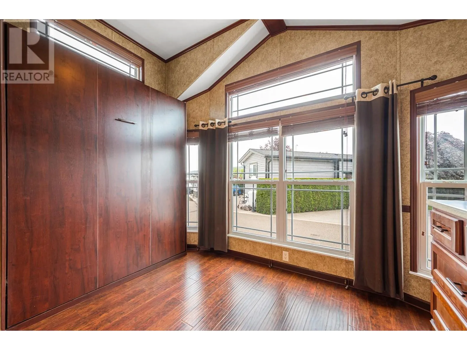 8000 Highland Road Unit# 172