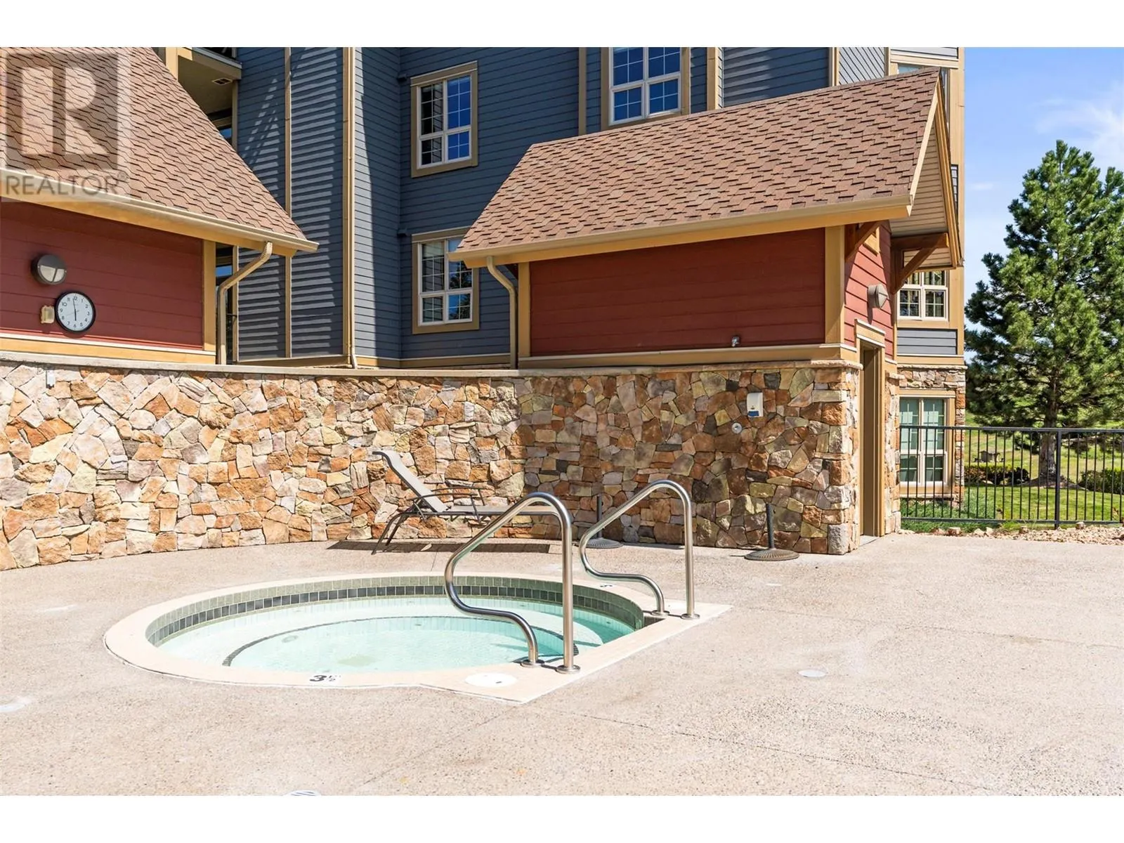105 Village Centre Court Unit# 426