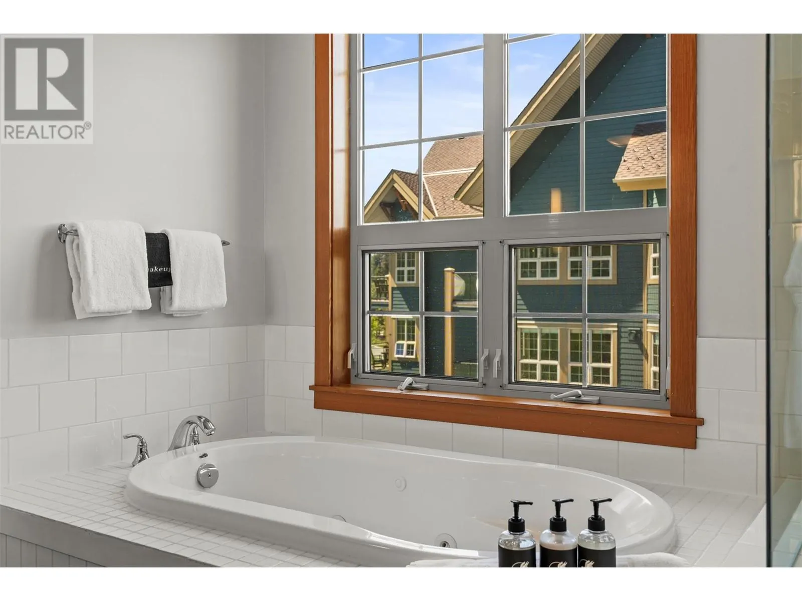 105 Village Centre Court Unit# 426