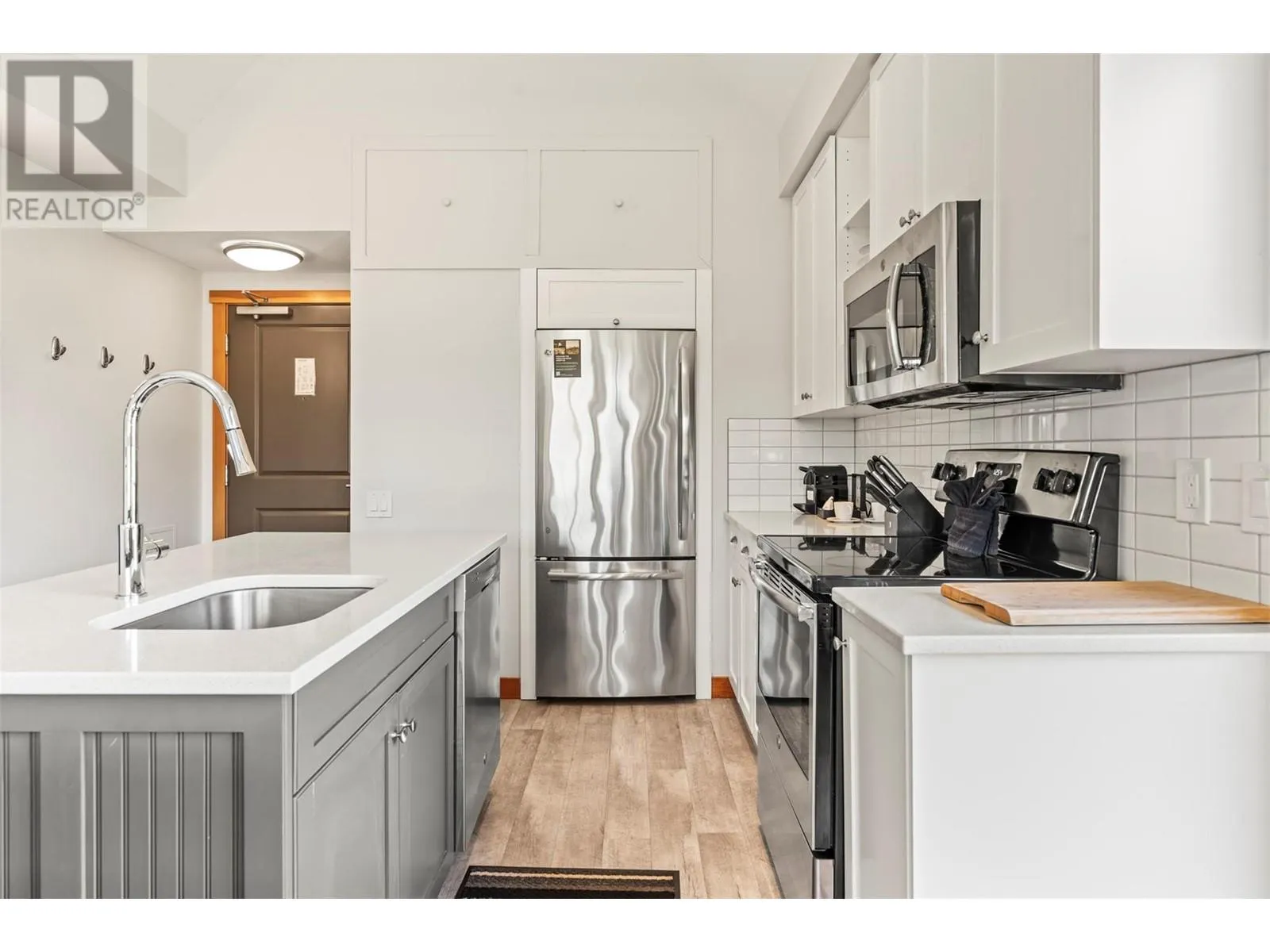 105 Village Centre Court Unit# 426