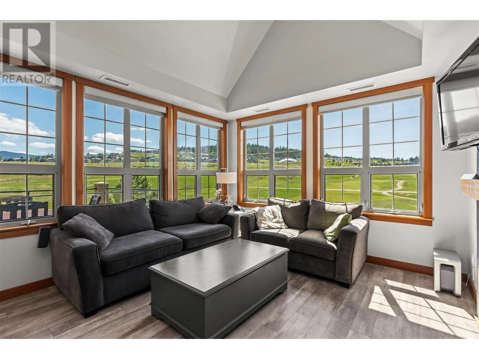 105 Village Centre Court Unit# 426
