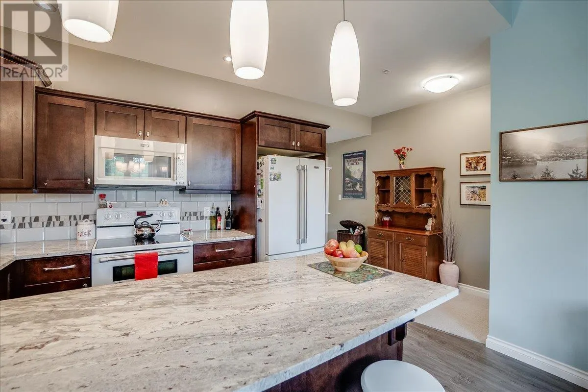 2000 CHOQUETTE Avenue Unit# 107