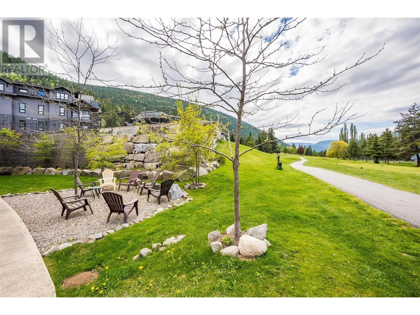 2000 CHOQUETTE Avenue Unit# 107