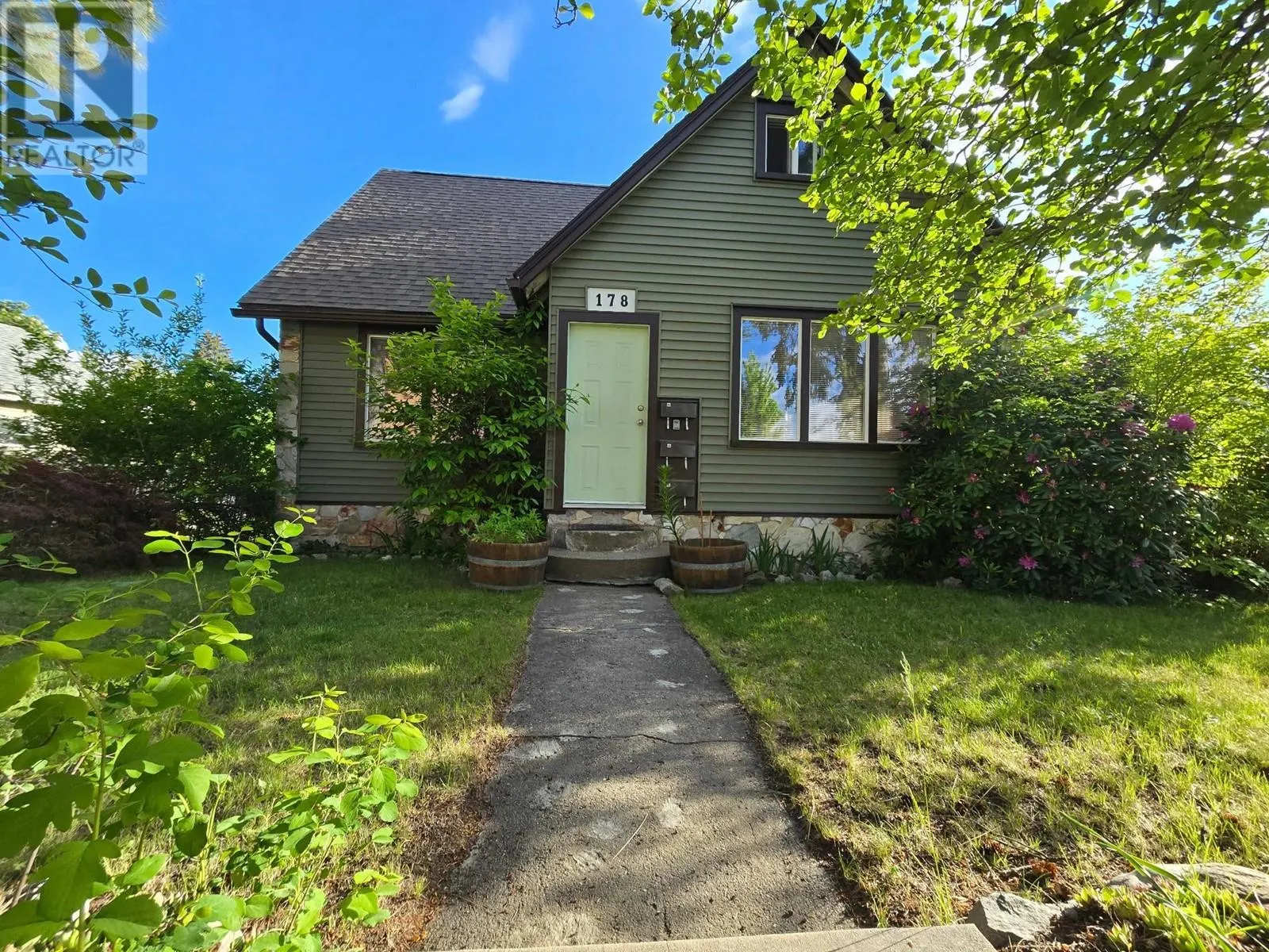 178 Columbia Avenue