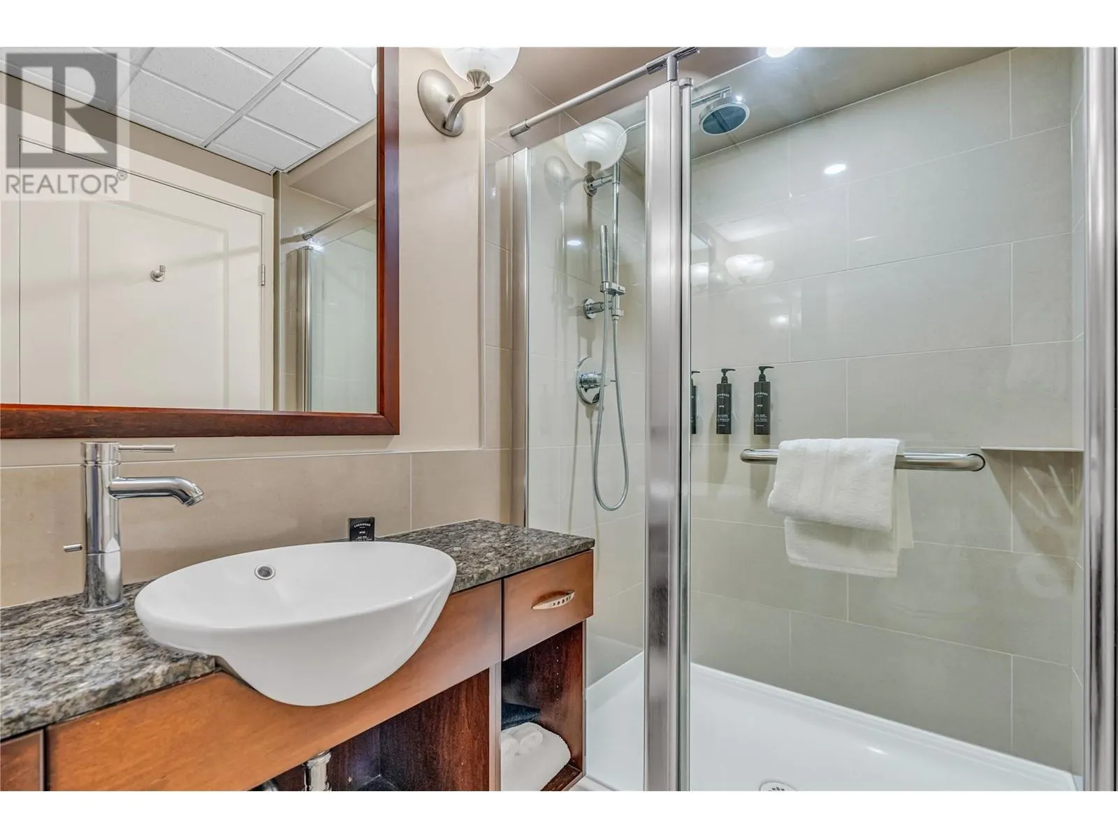 13011 Lakeshore Drive S Unit# 370