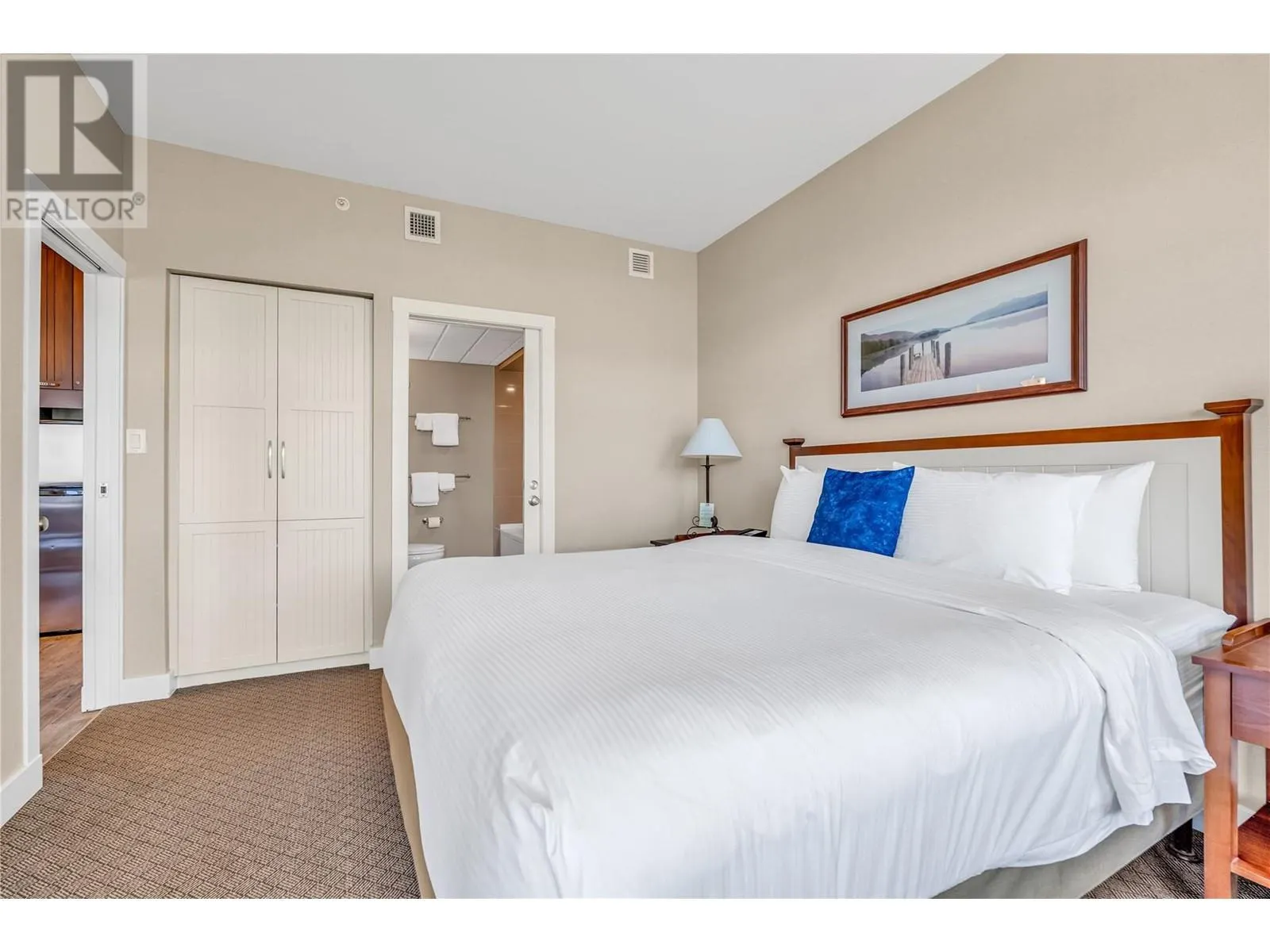 13011 Lakeshore Drive S Unit# 370