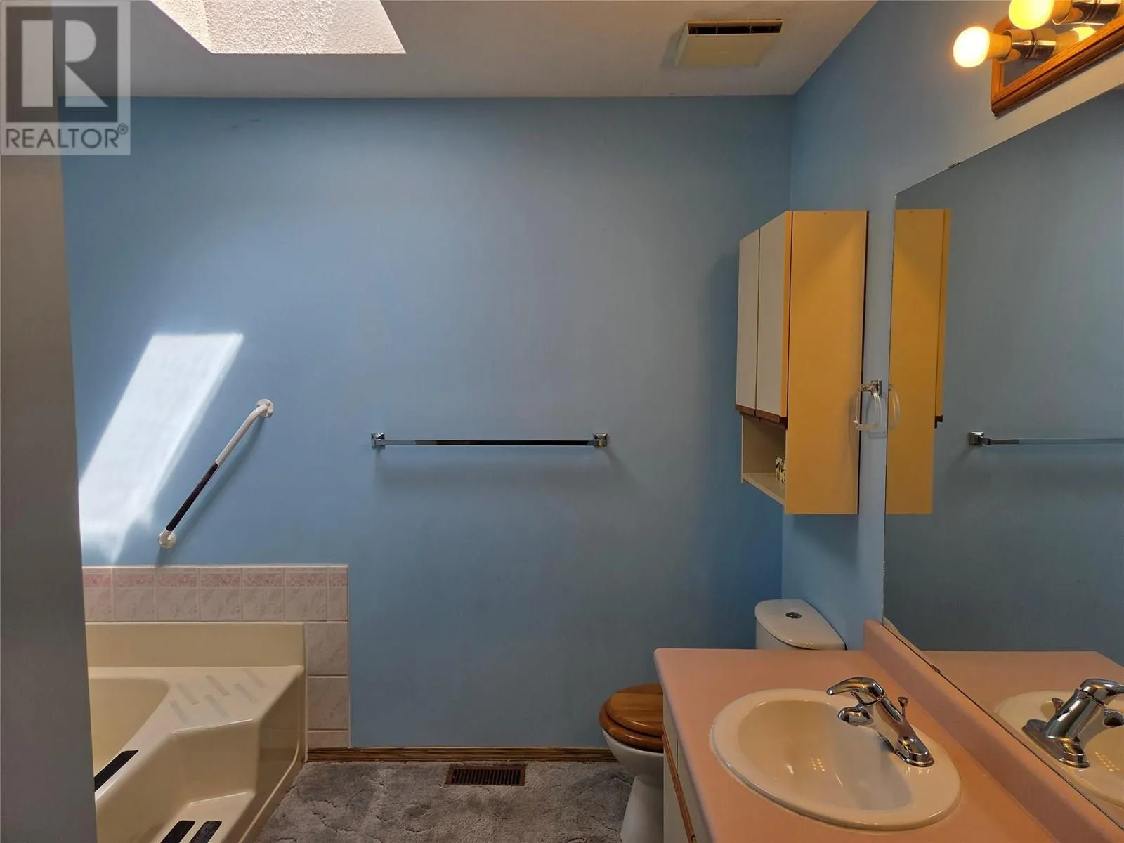 914 Blakeborough Avenue Unit# 120