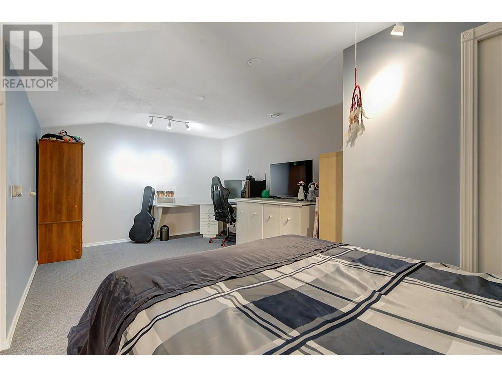 41 Kestrel Place
