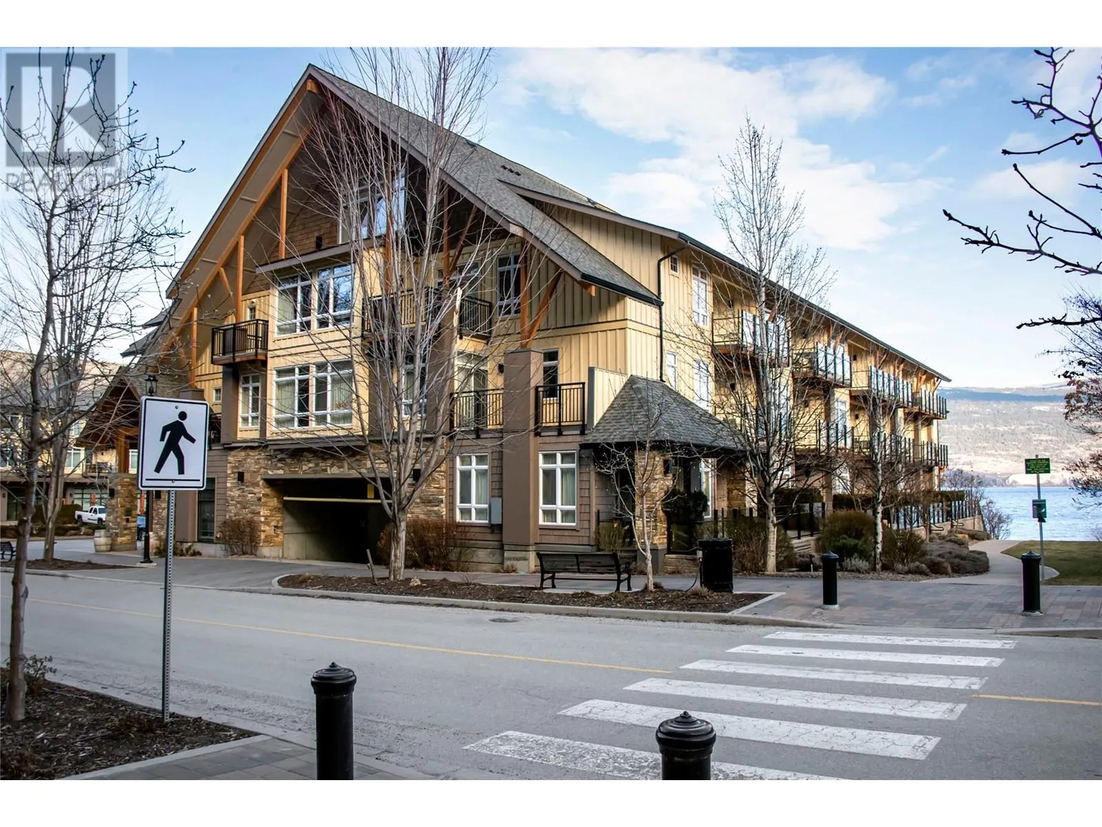 12811 Lakeshore Drive S Unit# 410/411