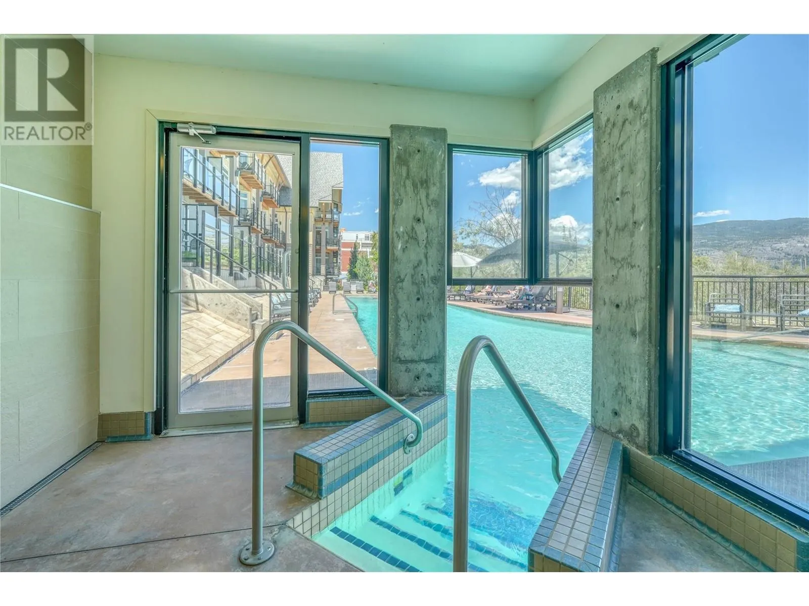 12811 Lakeshore Drive S Unit# 410/411