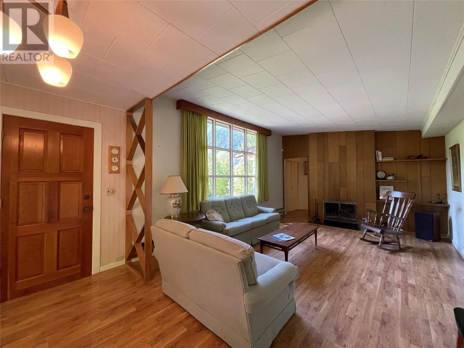 1706 Bealby Road