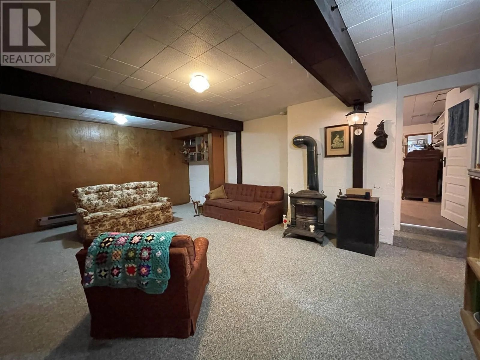 1706 Bealby Road