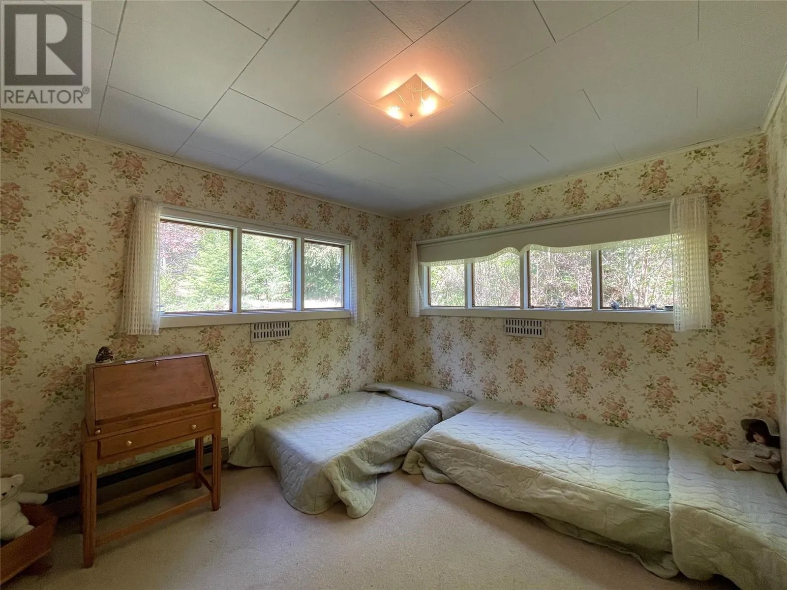 1706 Bealby Road