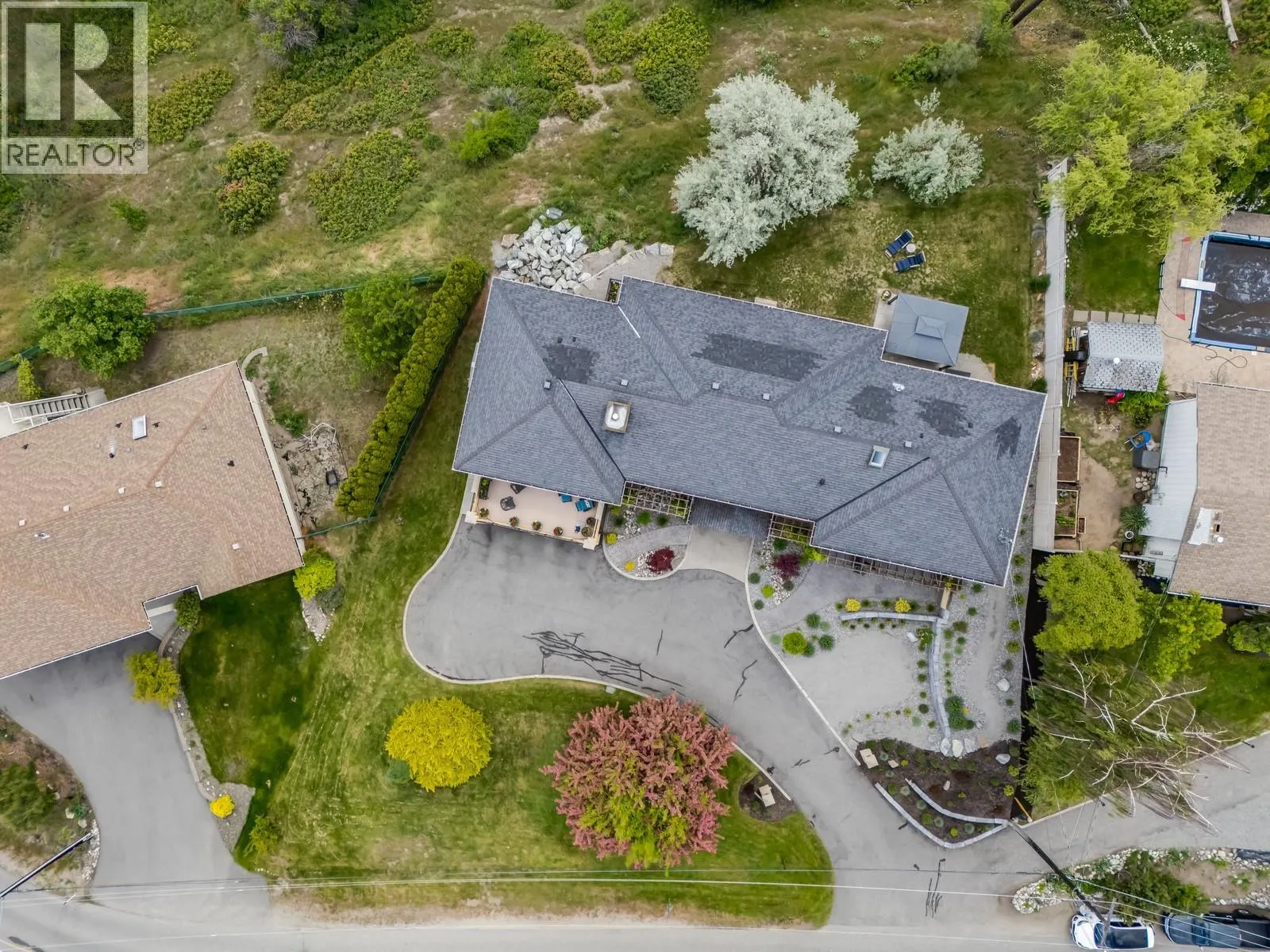 471 Okaview Road