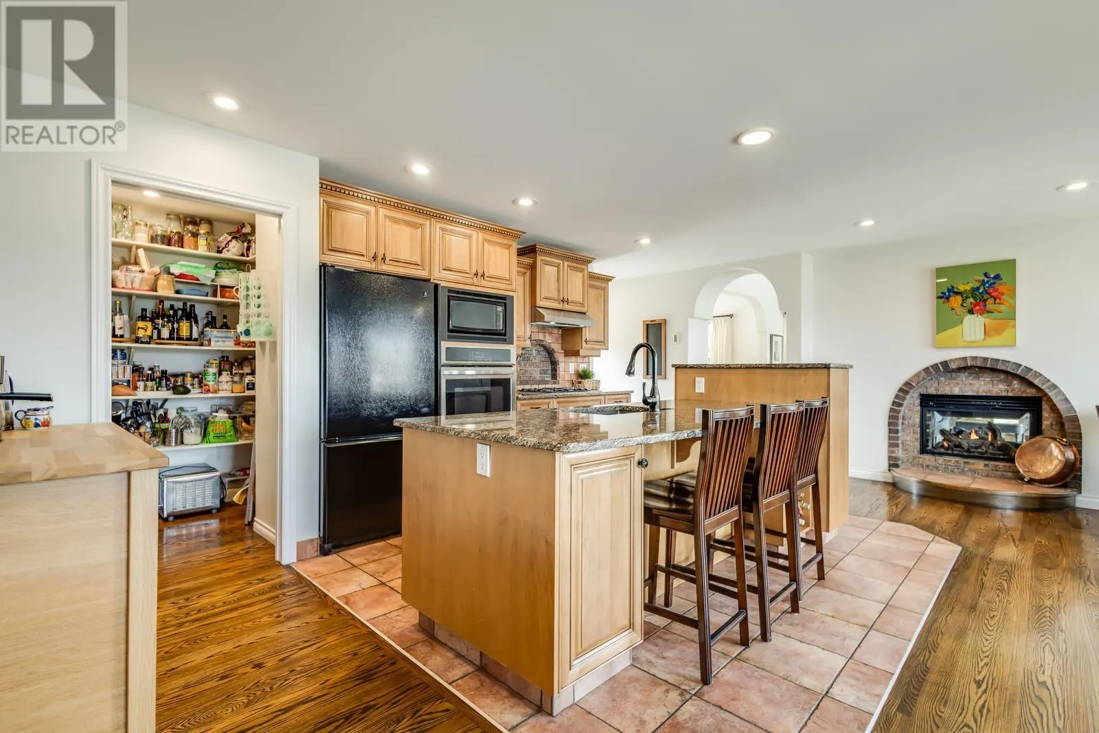 471 Okaview Road
