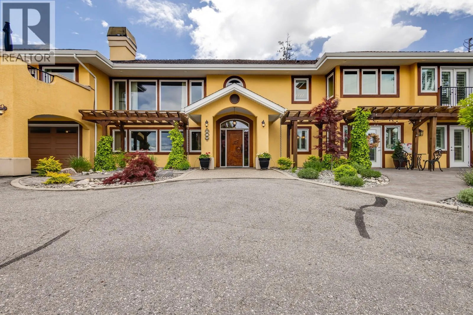 471 Okaview Road