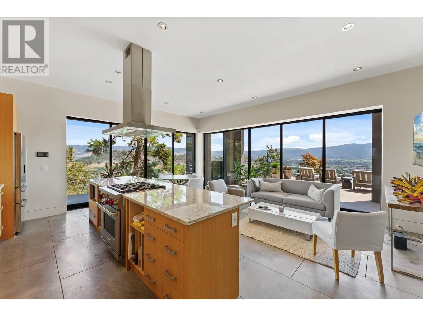 733 Forestridge Lane