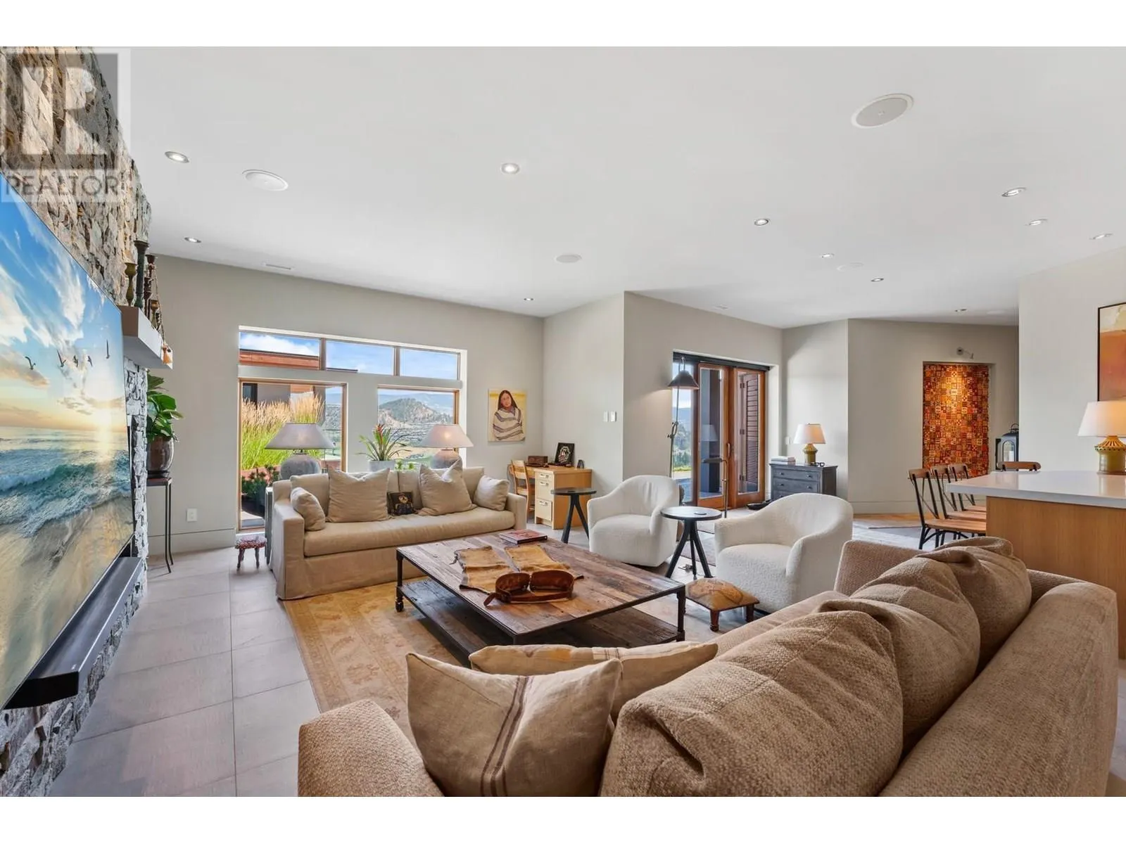 733 Forestridge Lane