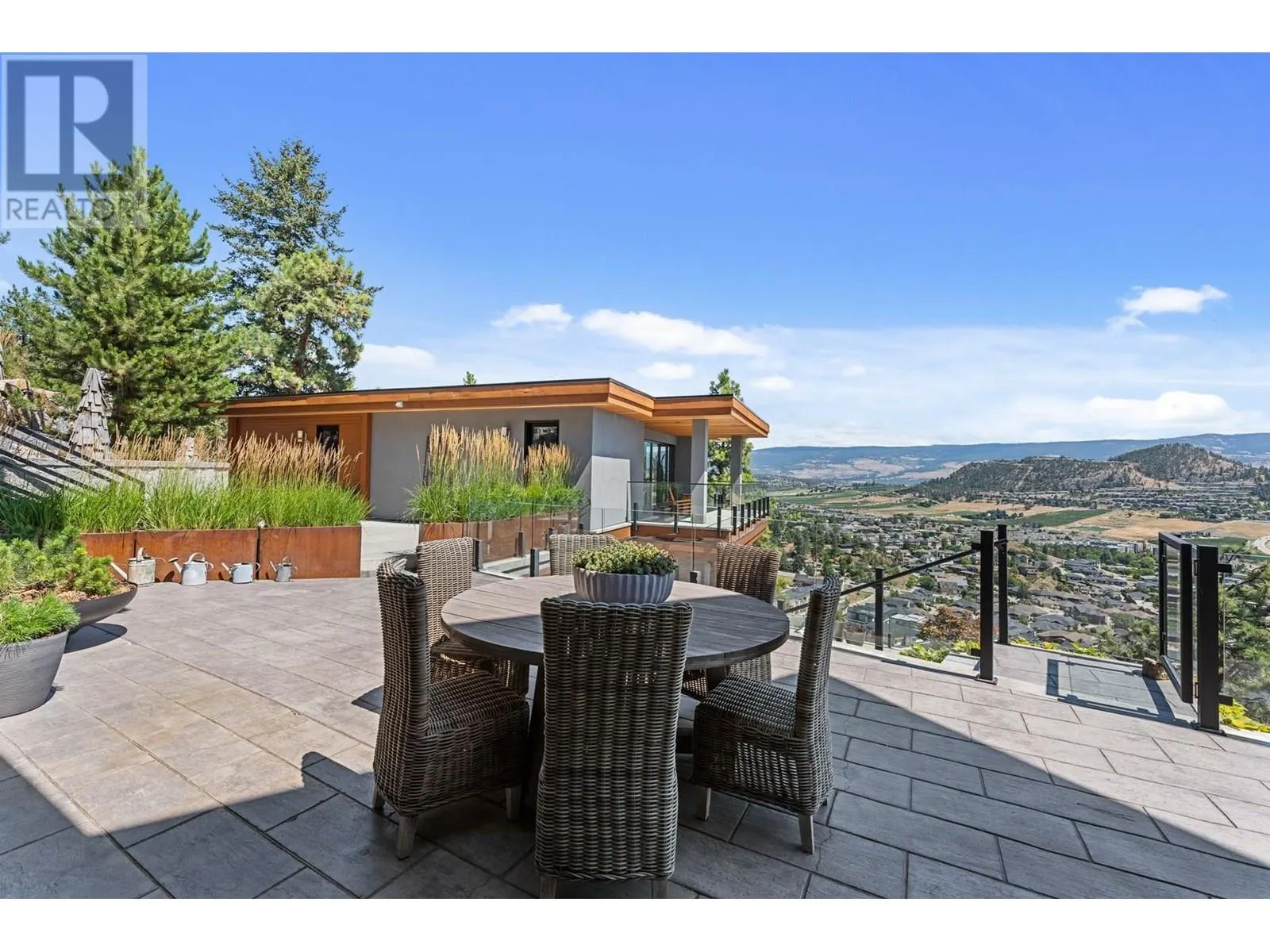 733 Forestridge Lane