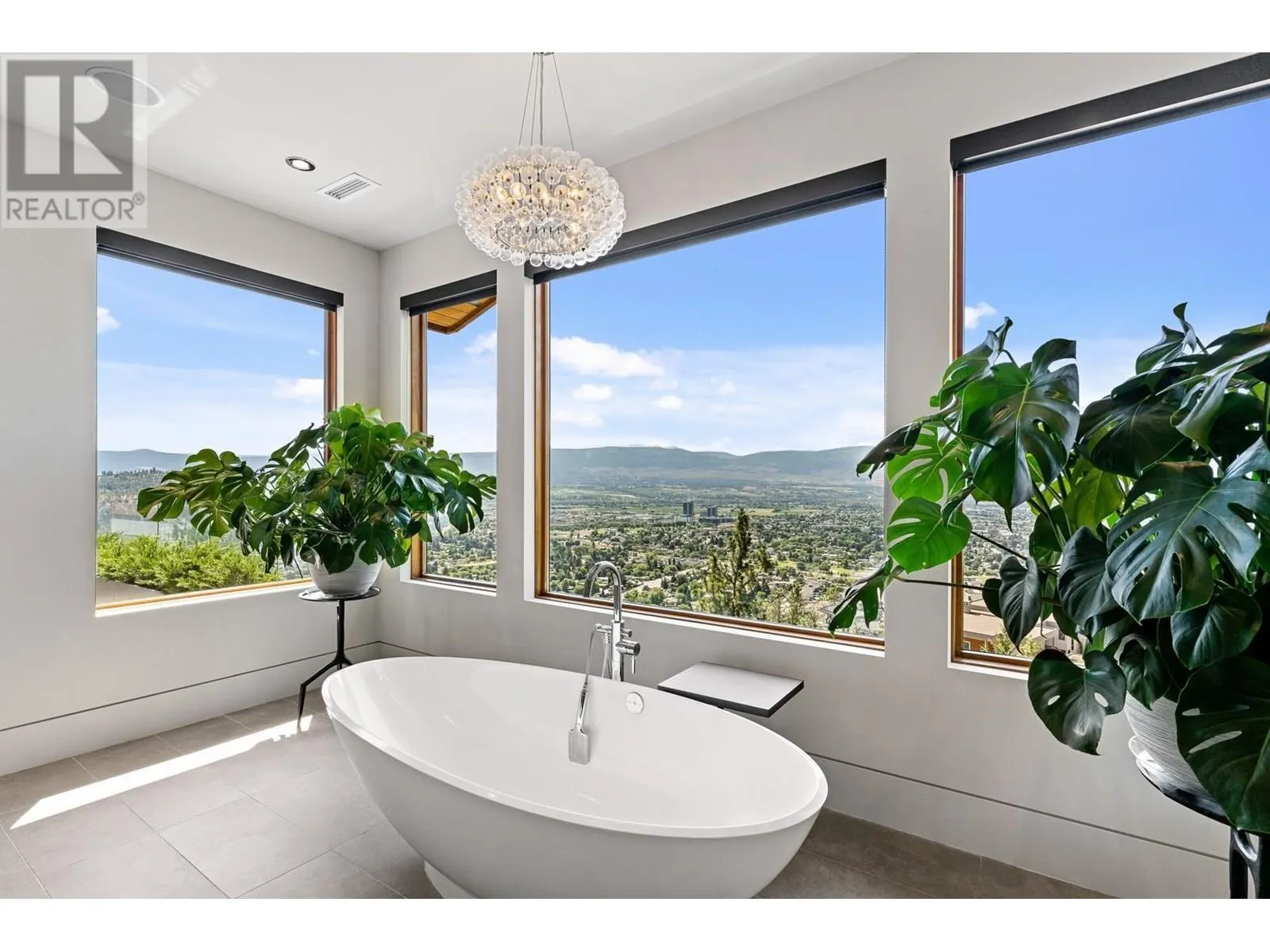 733 Forestridge Lane
