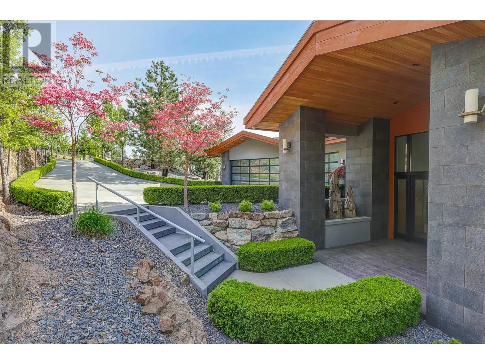 733 Forestridge Lane