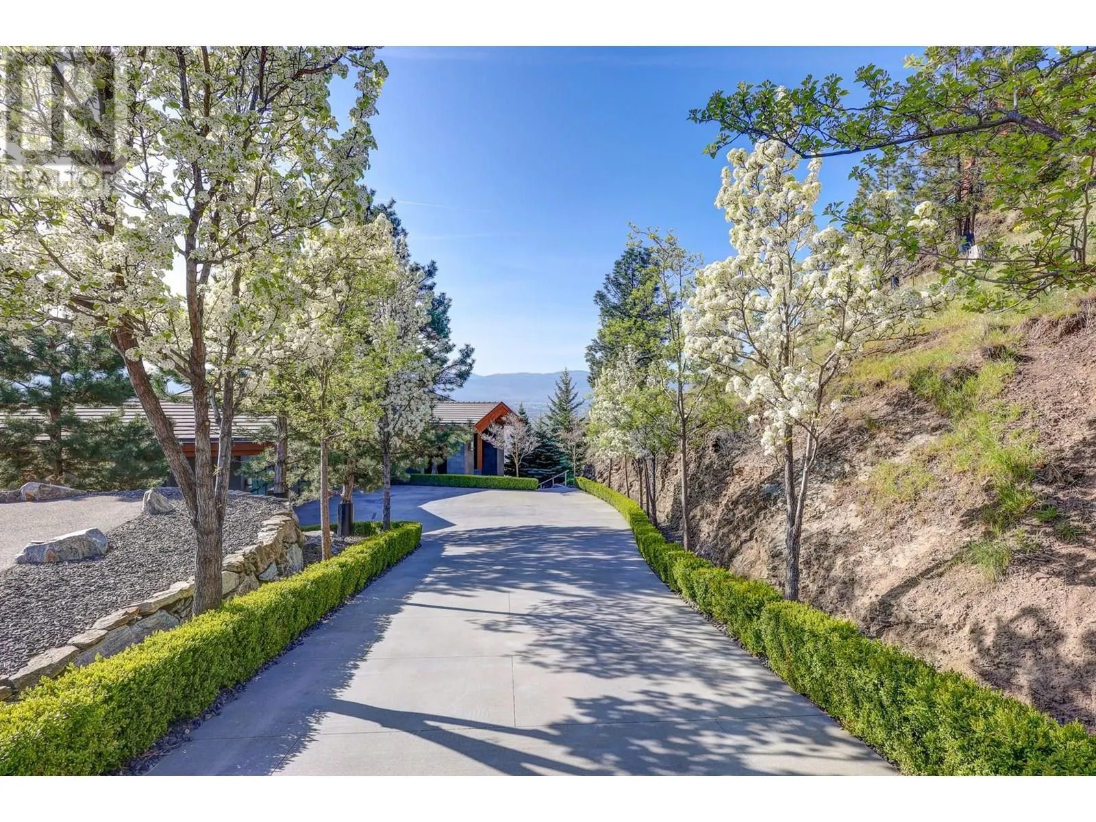733 Forestridge Lane