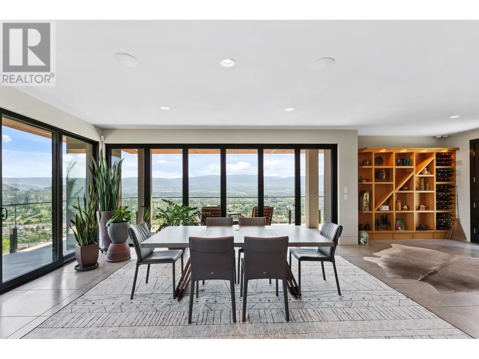 733 Forestridge Lane